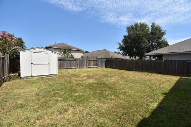 $2,100 | 11215 Overland Trail Drive, Richmond, TX 77406