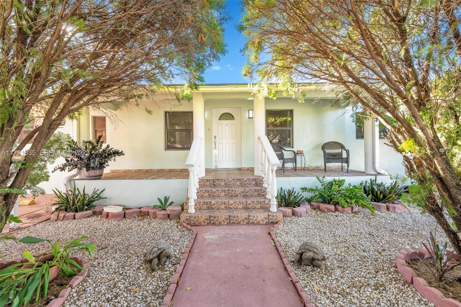 462 East 39th Street Hialeah, FL 33013 - Photo 14 of 44