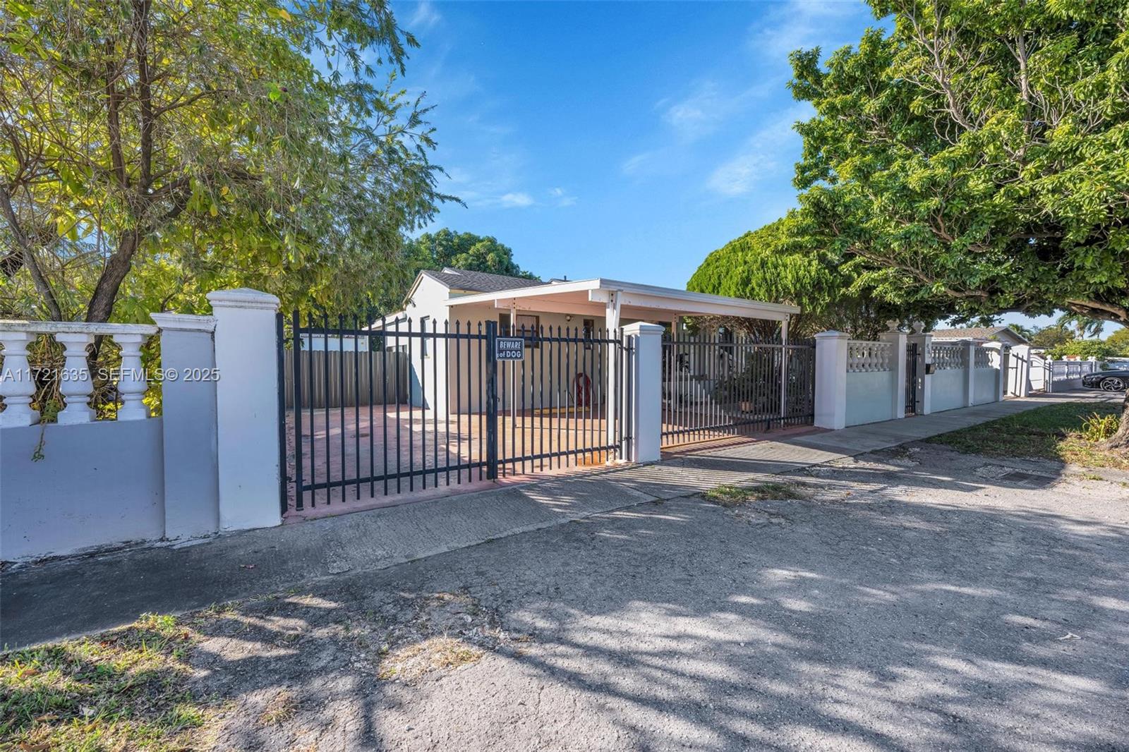 462 East 39th Street Hialeah, FL 33013 - Photo 16 of 44