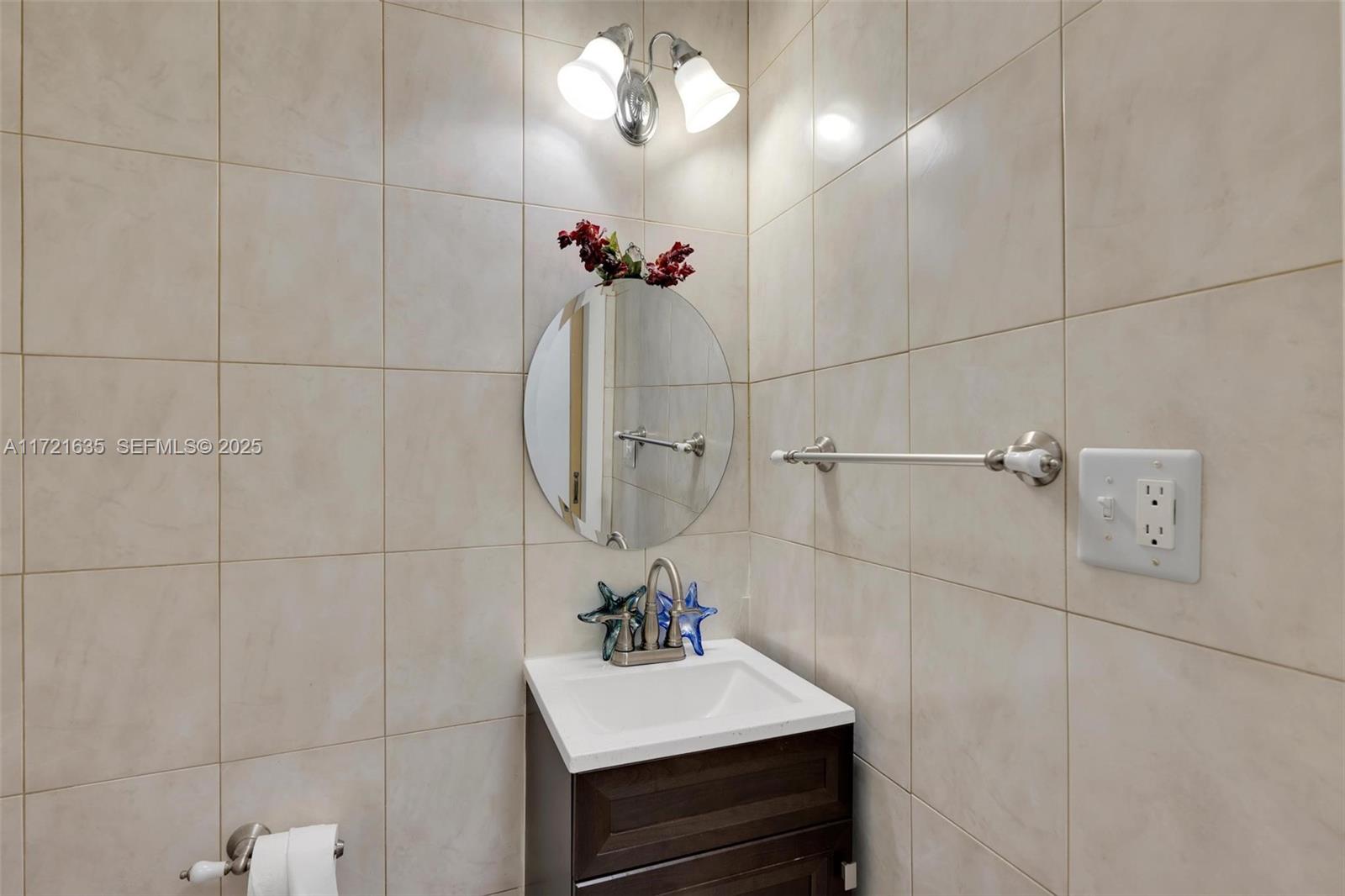 462 East 39th Street Hialeah, FL 33013 - Photo 30 of 44