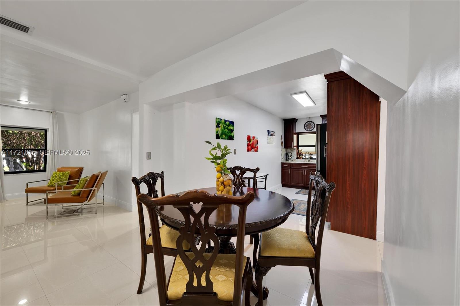 462 East 39th Street Hialeah, FL 33013 - Photo 33 of 44