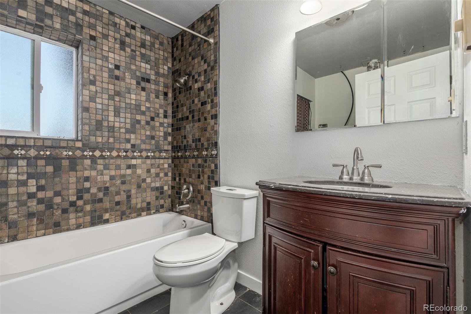 1061 Sir Galahad Drive Lafayette, CO 80026 - Photo 15 of 25