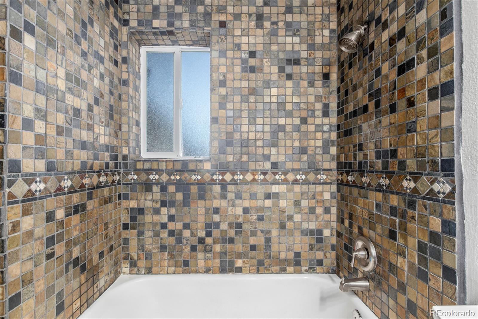 1061 Sir Galahad Drive Lafayette, CO 80026 - Photo 17 of 25