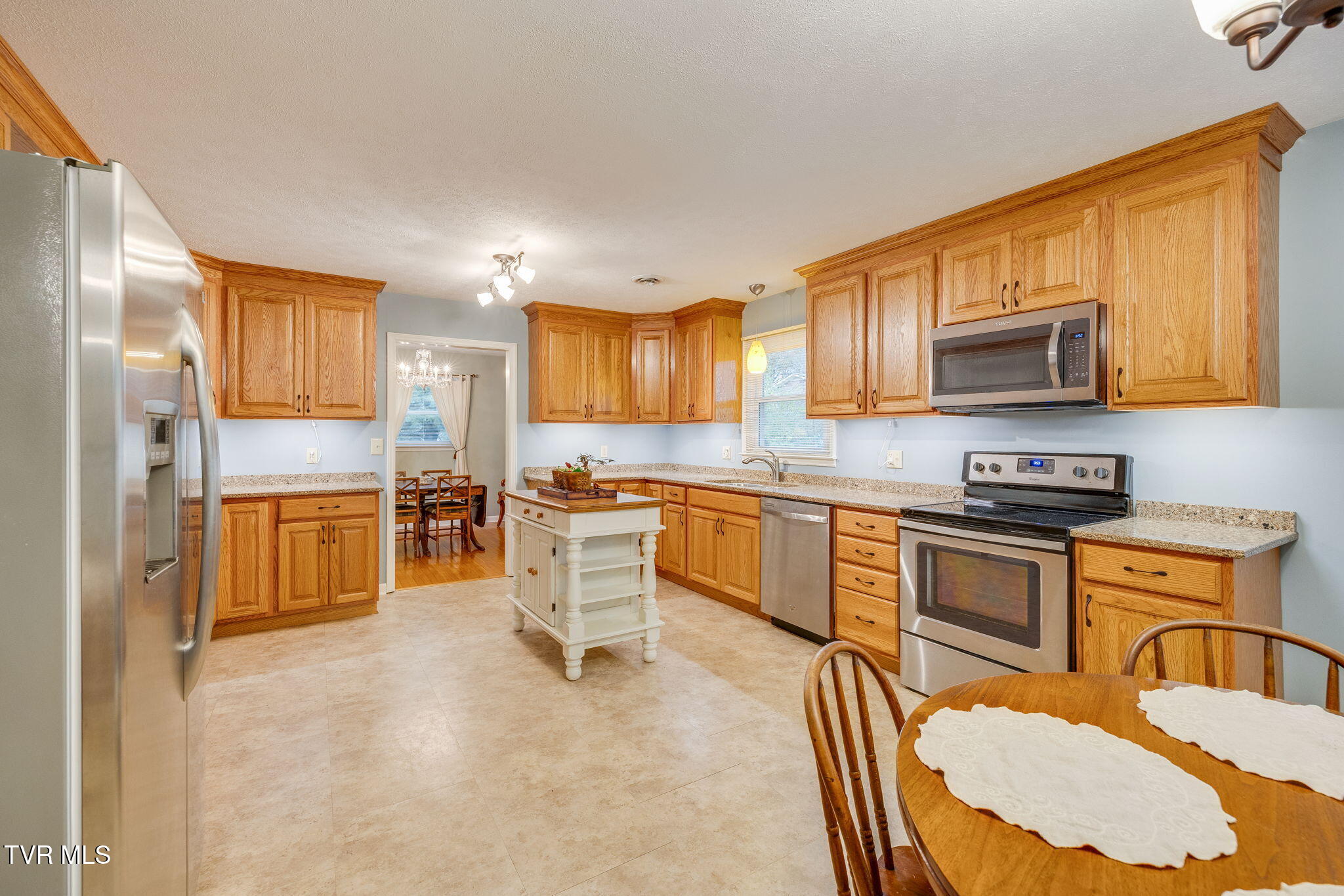 105 Foley Circle Bristol, TN 37620 - Photo 13 of 52 012