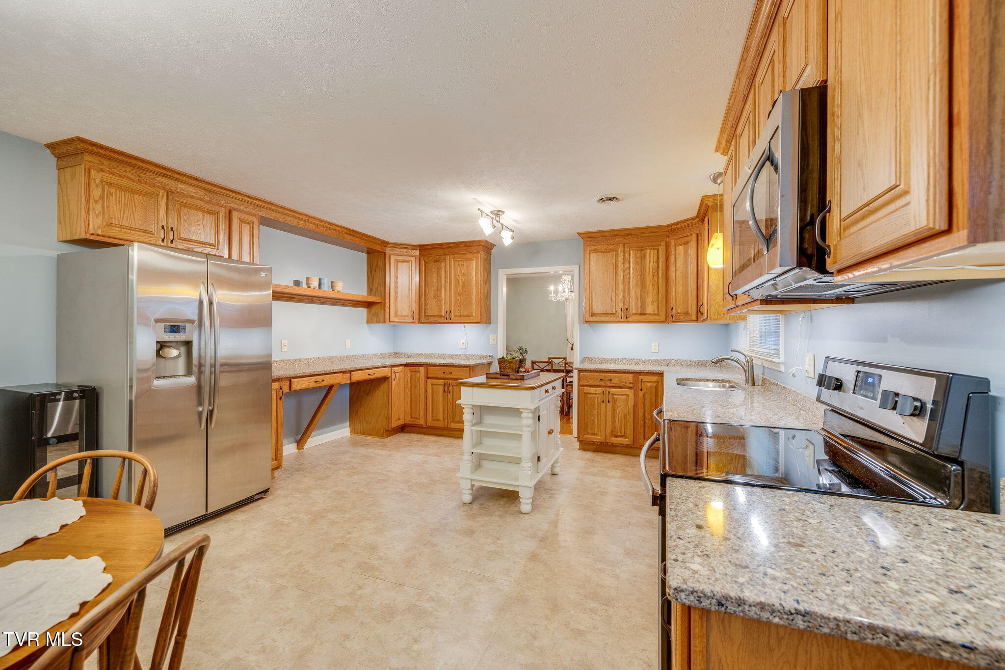 105 Foley Circle Bristol, TN 37620 - Photo 14 of 52 013