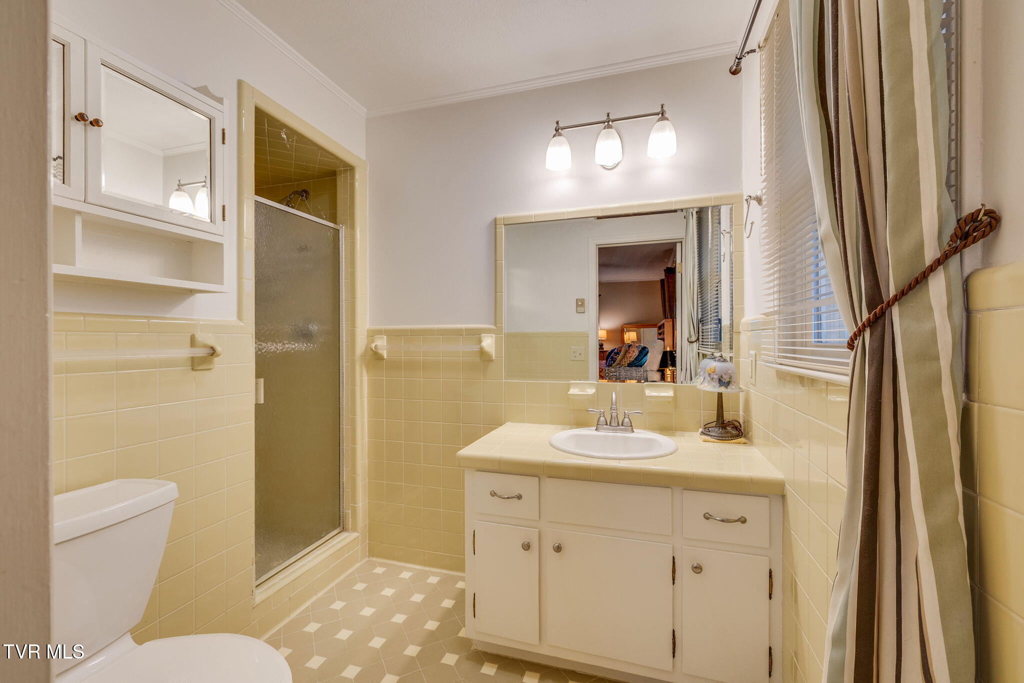 105 Foley Circle Bristol, TN 37620 - Photo 19 of 52 018