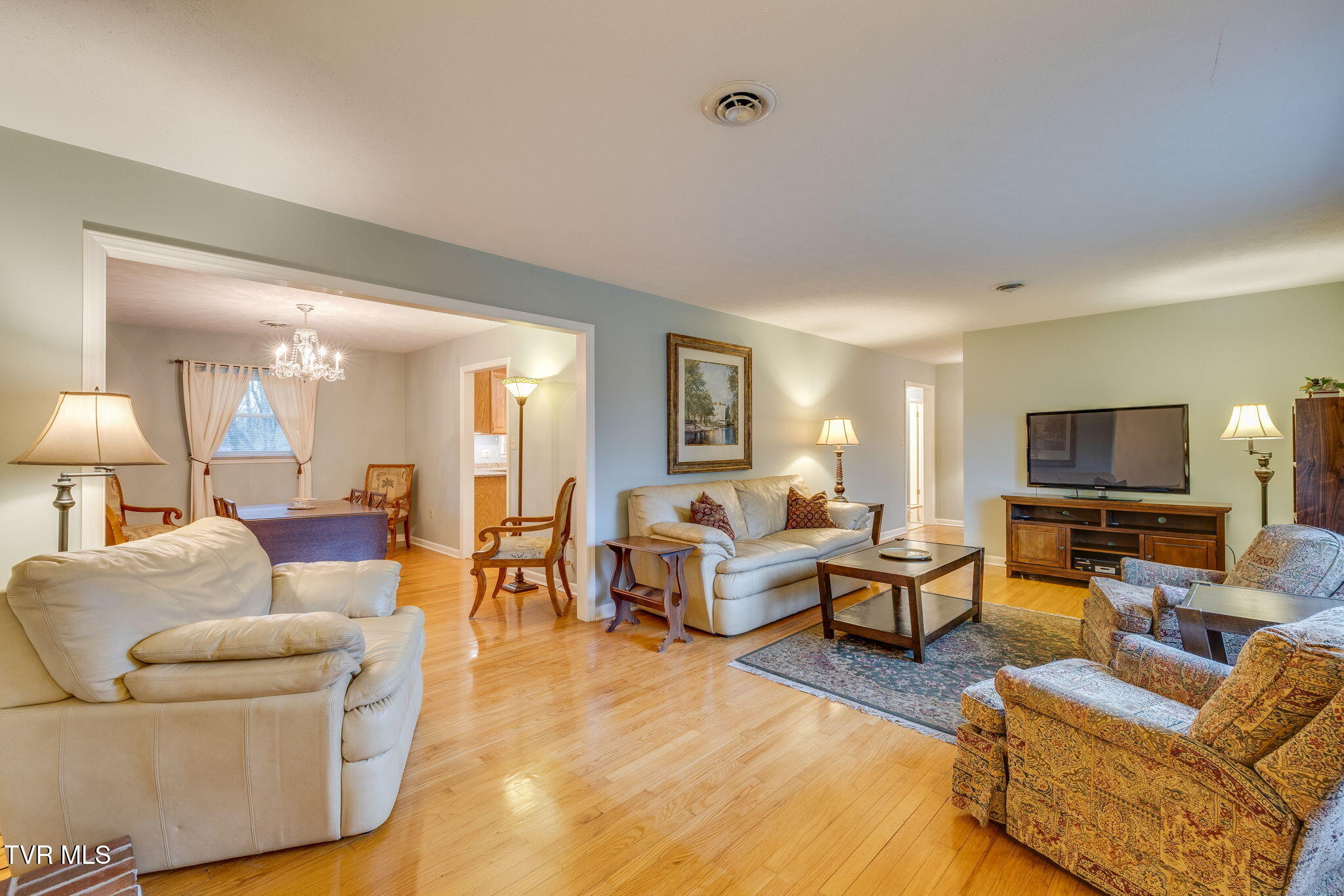 105 Foley Circle Bristol, TN 37620 - Photo 8 of 52 007