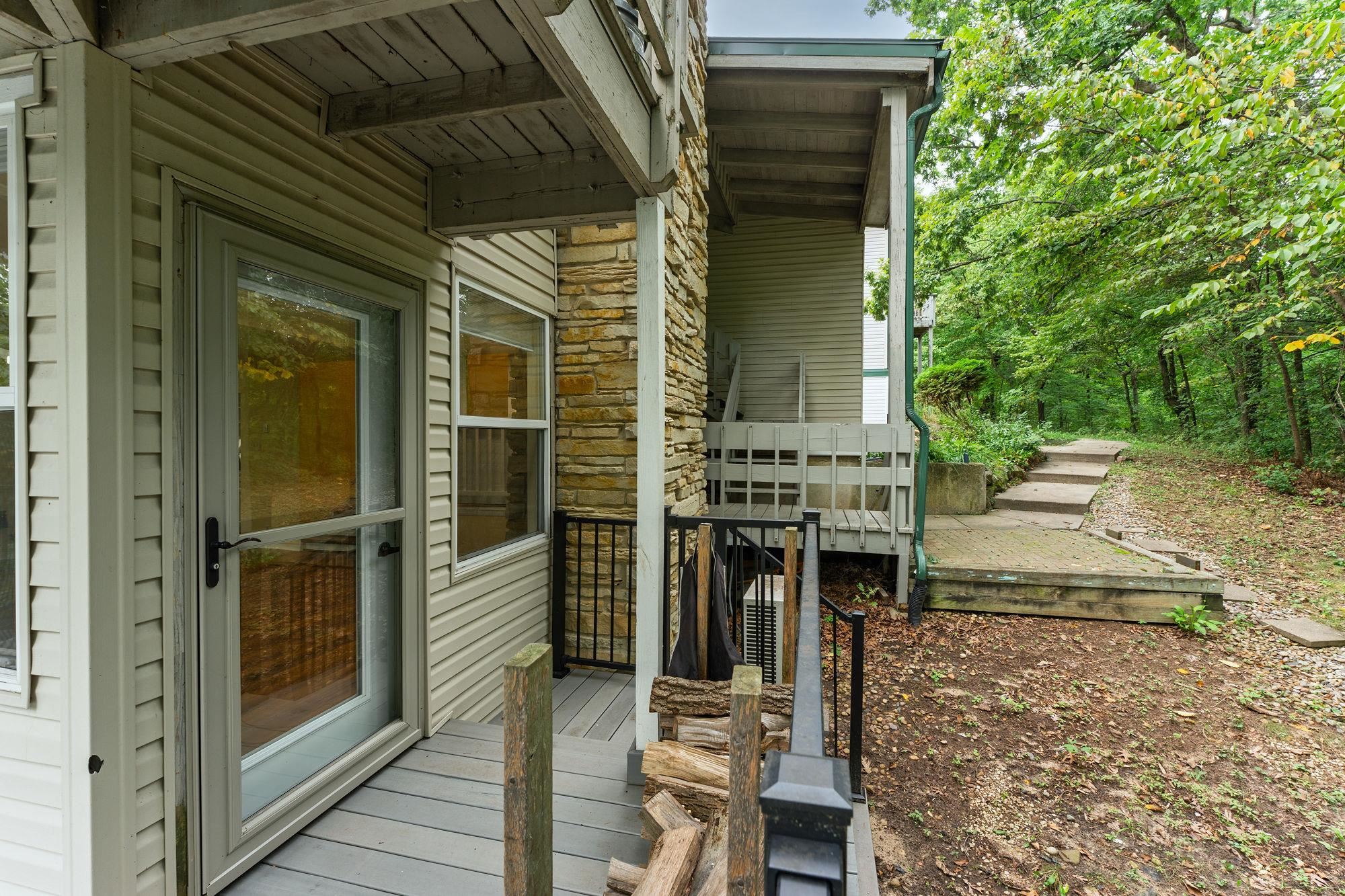 S6185 Bluff Road, Unit 5 Merrimac, WI 53561 - Photo 29 of 38 Gallery Image 29