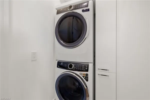 $17,000 | 201 8th Street South, Unit 104, Naples, FL 34102