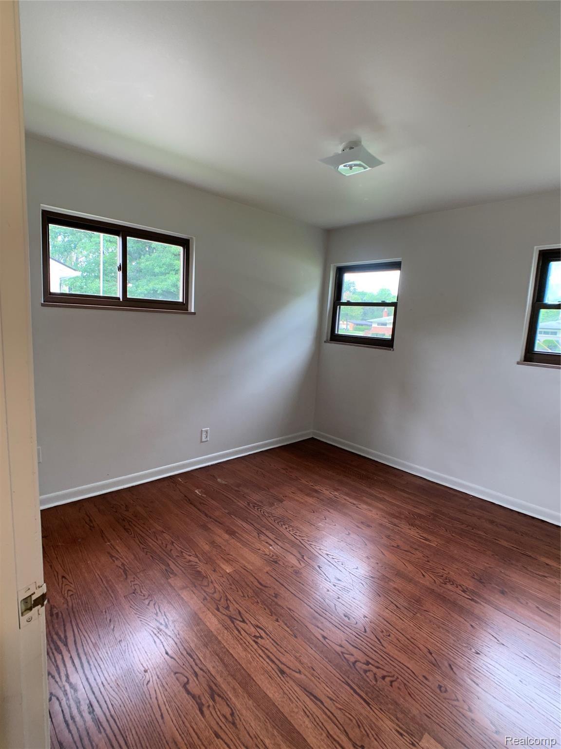 9240 Merriman Road Livonia, MI 48150 - Photo 14 of 19 324BDC73-A489-4B69-B382-FF9014275FD4.jpeg