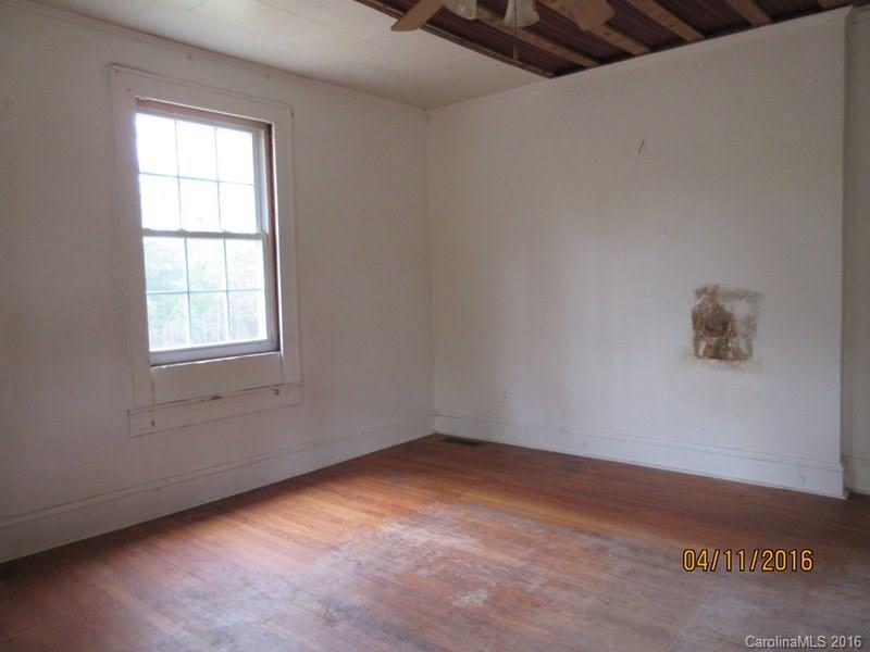 225 Reece Street Rutherfordton, NC 28139 - Photo 3 of 16