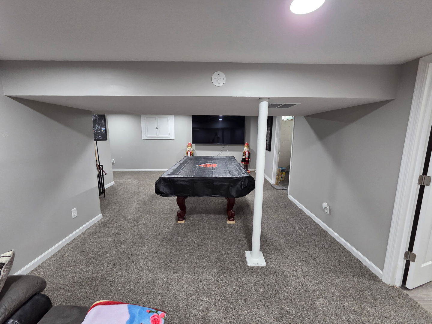 2550 26th Street Rock Island, IL 61201 - Photo 20 of 33 a room with furniture and a table