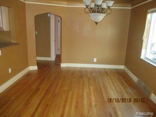 10385 Roxbury Street Detroit, MI 48224 - Photo 6 of 15 dining.jpg