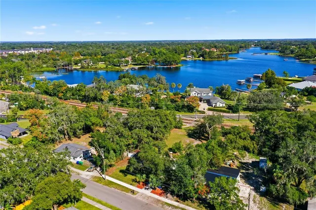 $325,000 | 213 South 3rd Street, Lake Mary, FL 32746