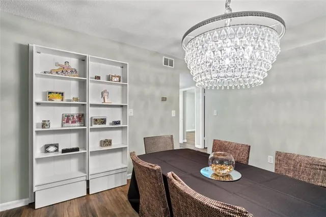 $279,750 | 6851 Roswell Road, Unit H18, Atlanta, GA 30328