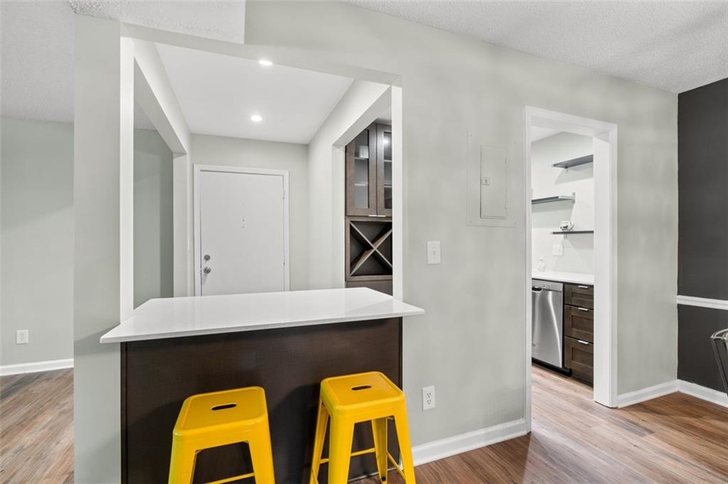 6851 Roswell Road, Unit H18 Atlanta, GA 30328 - Photo 19 of 33