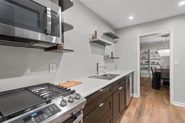 $279,750 | 6851 Roswell Road, Unit H18, Atlanta, GA 30328