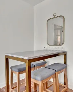 $595,000 | 30 East Elm Street, Unit 10AB, Chicago, IL 60611