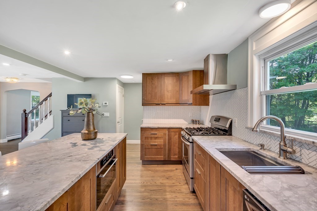 15 Notre Dame Road Acton, MA 01720 - Photo 3 of 24