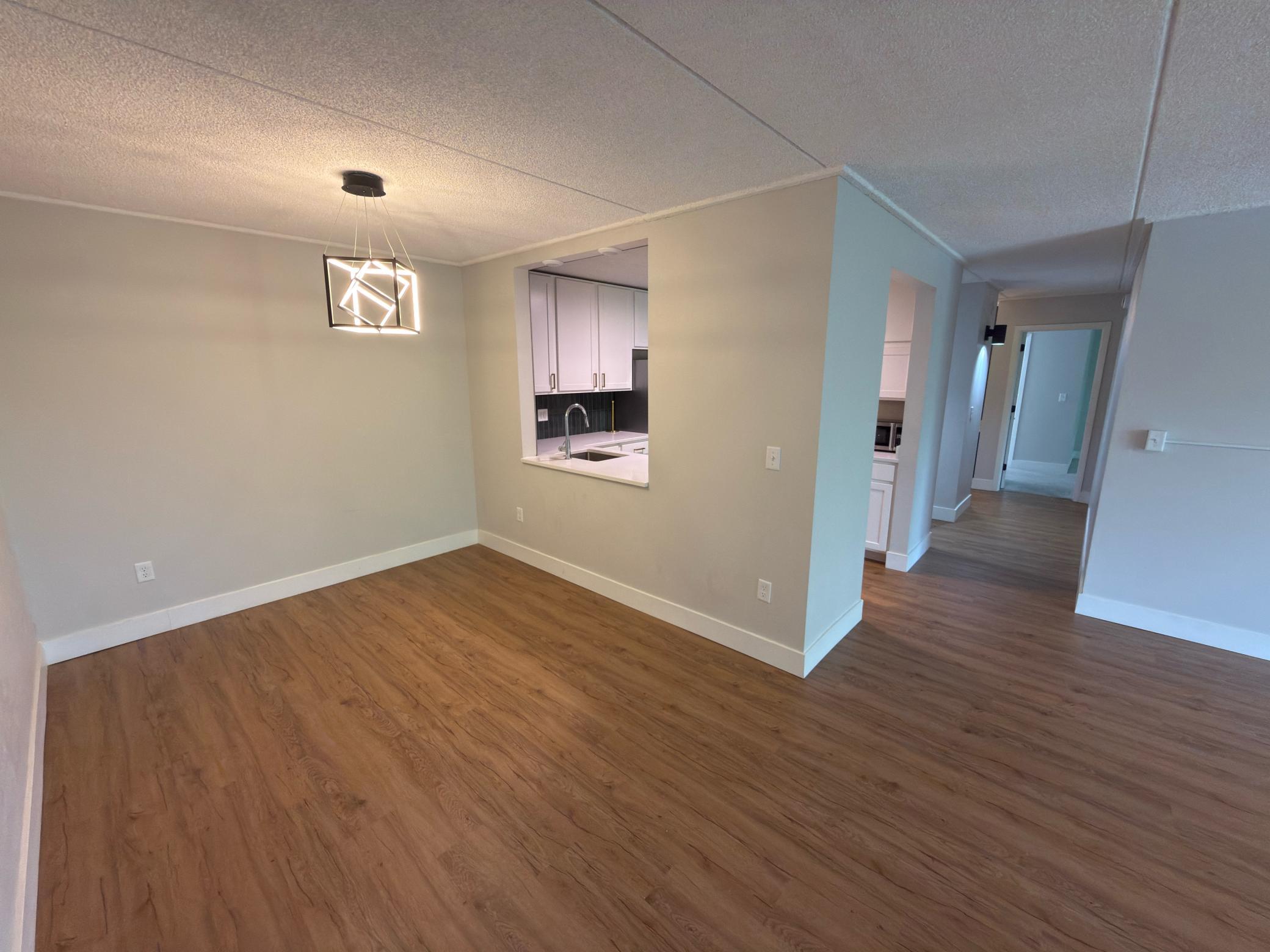 10501 Cedar Lk Road South, Unit 511 Hopkins, MN 55305 - Photo 5 of 15