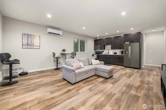 $815,000 | 41 East Coon Drive North, Belfair, WA 98528