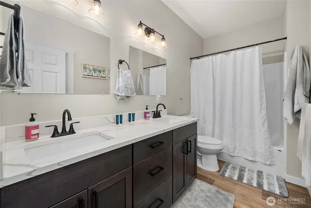 $815,000 | 41 East Coon Drive North, Belfair, WA 98528