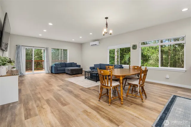 $815,000 | 41 East Coon Drive North, Belfair, WA 98528