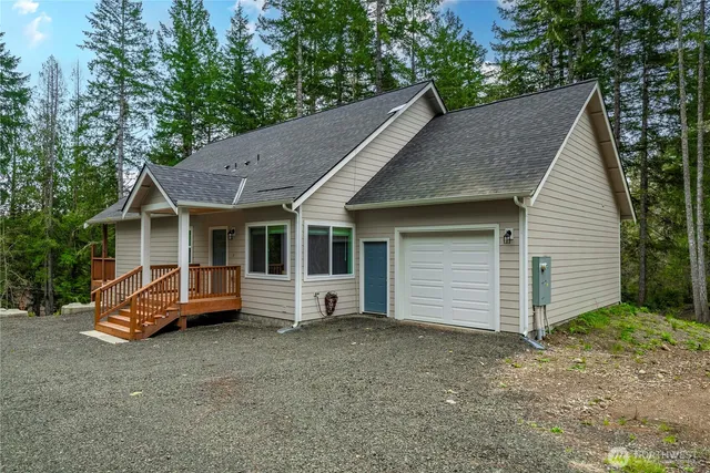 $815,000 | 41 East Coon Drive North, Belfair, WA 98528