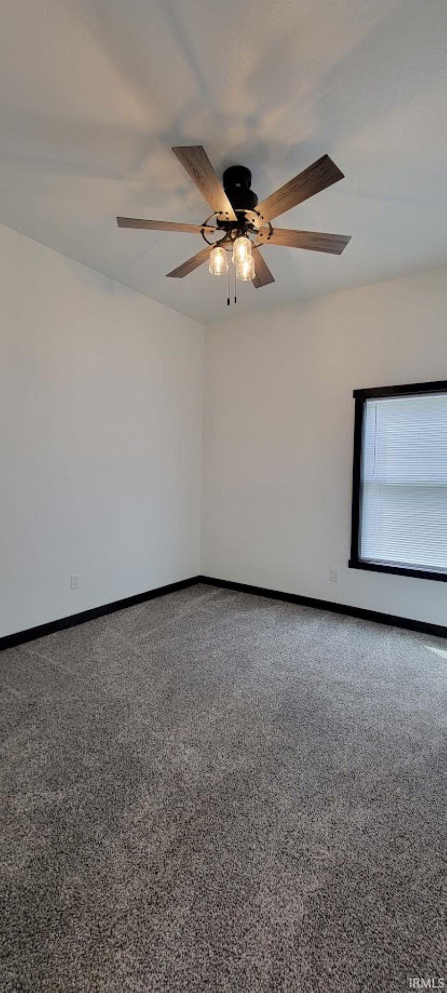 59 Southeast 8th Street Linton, IN 47441 - Photo 13 of 22