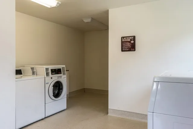 $833 | 950 Southwest Madison Street, Madras, OR 97741