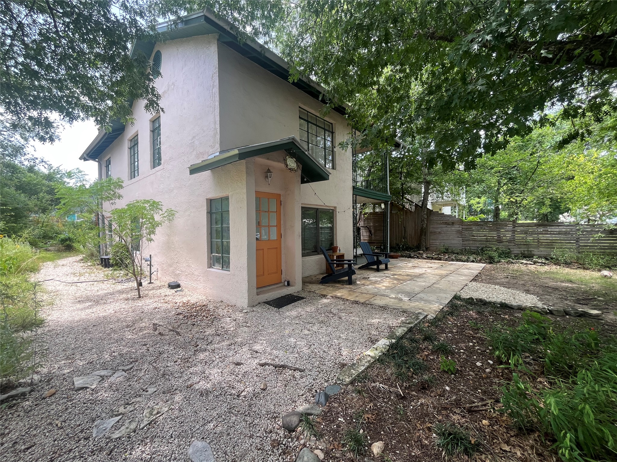 1413 Kirkwood Road, Unit B Austin, TX 78722 - Photo 12 of 15