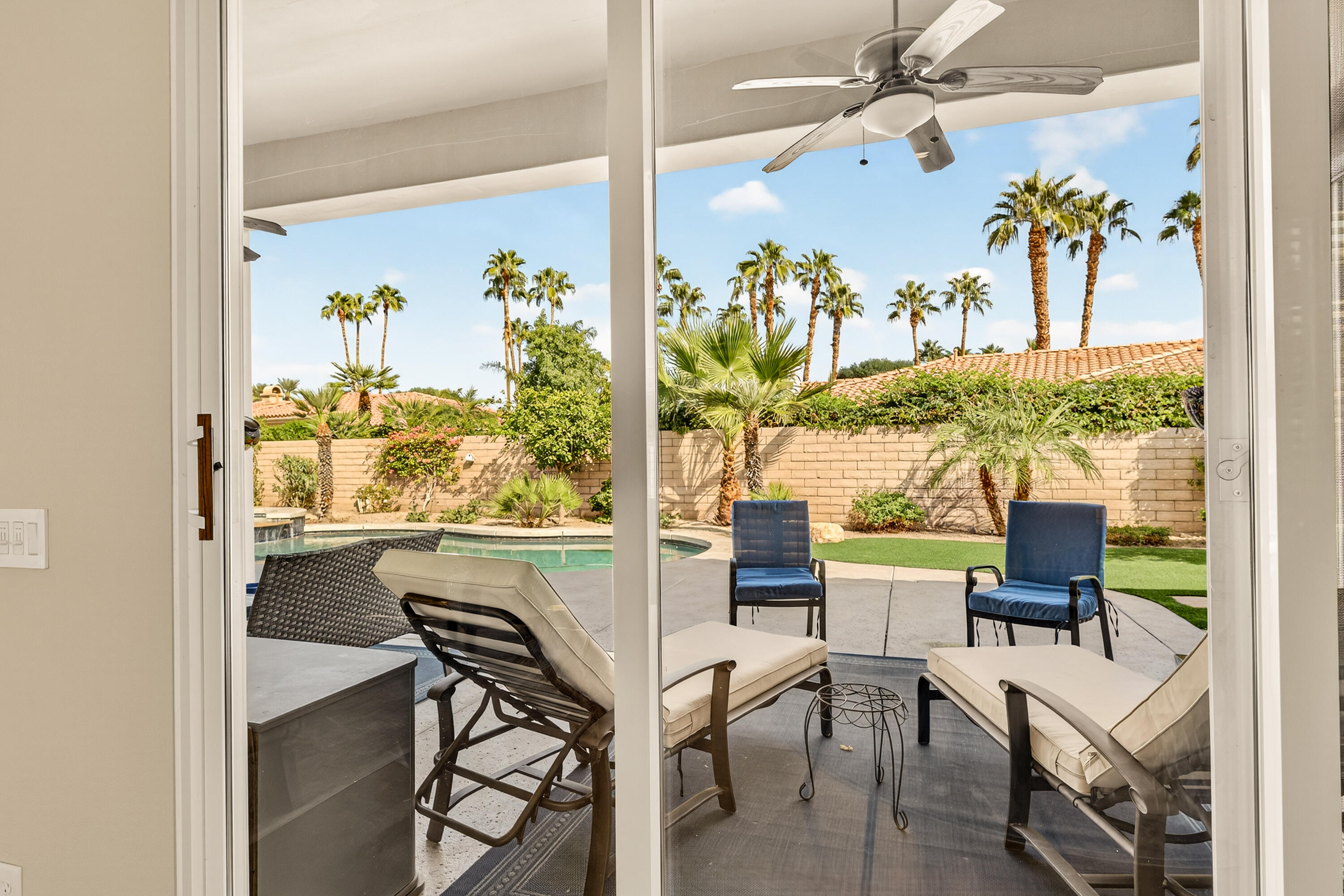 77374 Box Ridge Place Indian Wells, CA 92210 - Photo 21 of 52 View to Patio