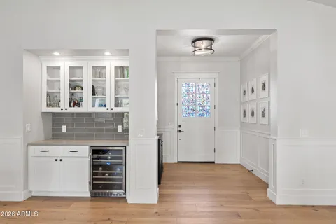 a view of kitchen and dining area with furniture