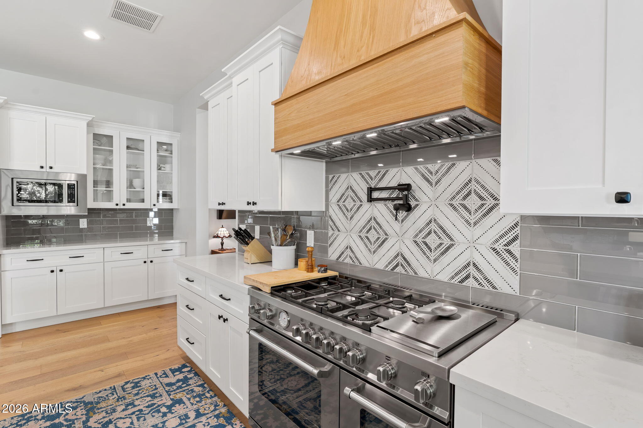4164 East Camelback Road Phoenix, AZ 85018 - Photo 17 of 60 Kitchen