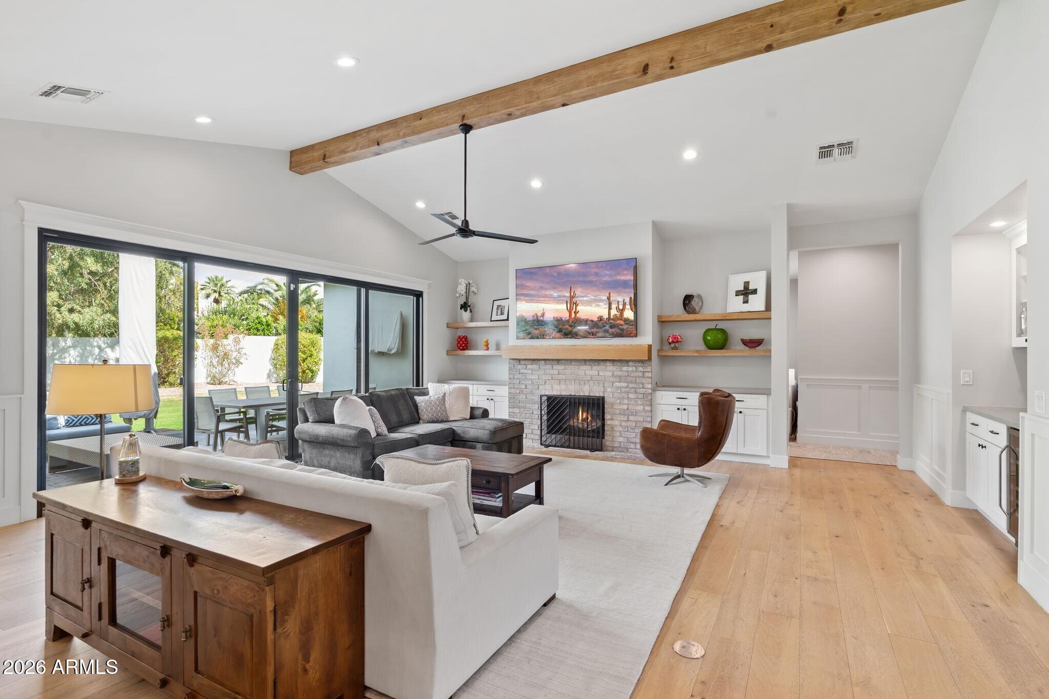 4164 East Camelback Road Phoenix, AZ 85018 - Photo 22 of 55 Great Room