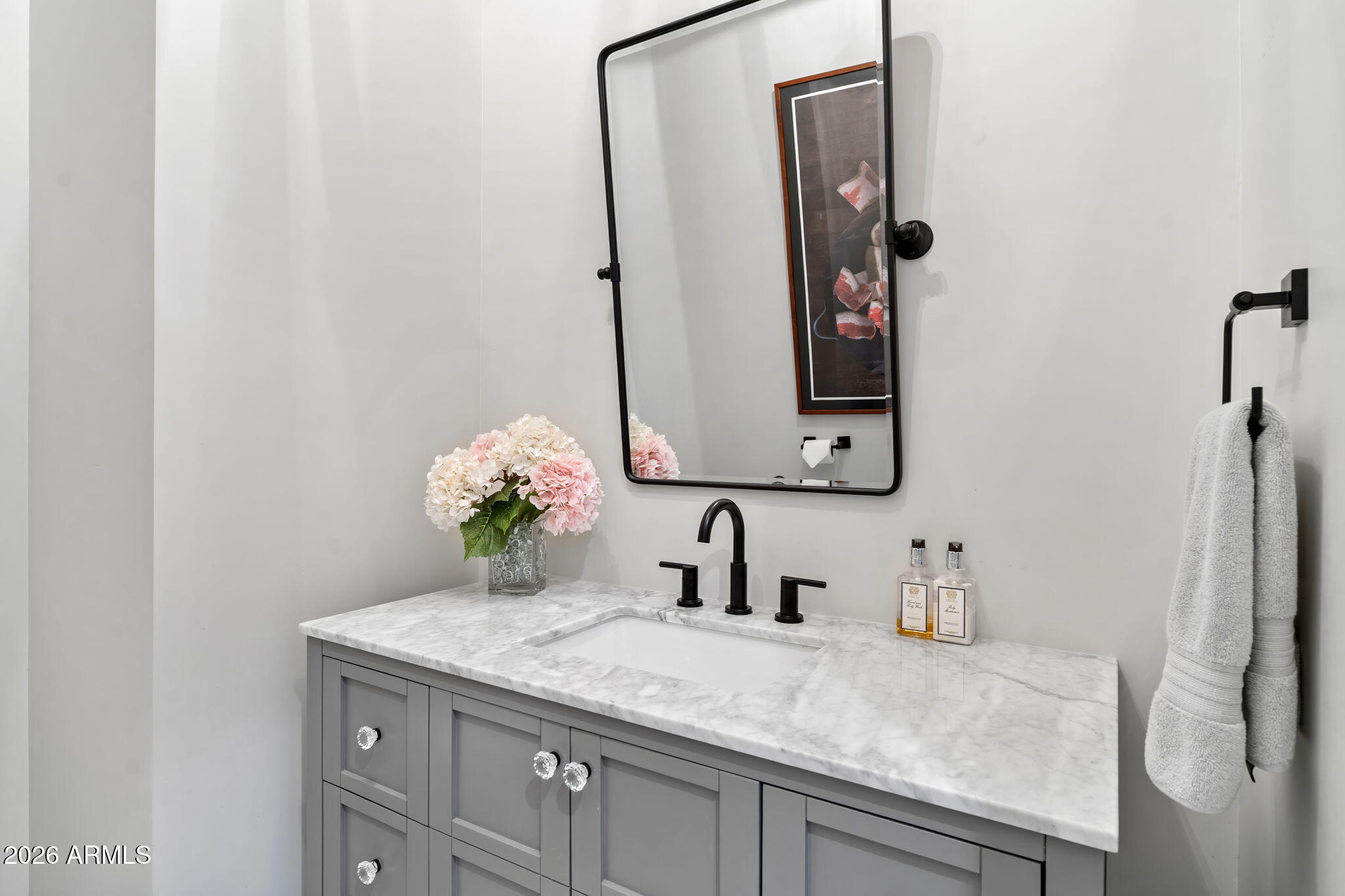 4164 East Camelback Road Phoenix, AZ 85018 - Photo 27 of 60 Powder Bath