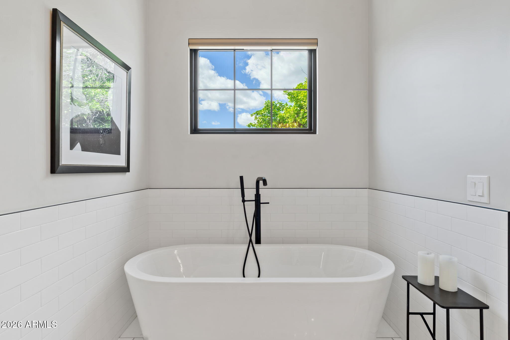 4164 East Camelback Road Phoenix, AZ 85018 - Photo 31 of 60 Primary Tub