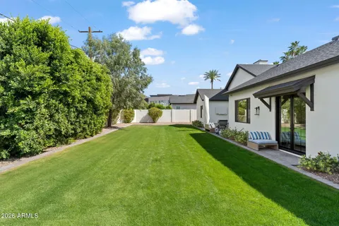 $2,000,000 | 4164 East Camelback Road, Phoenix, AZ 85018