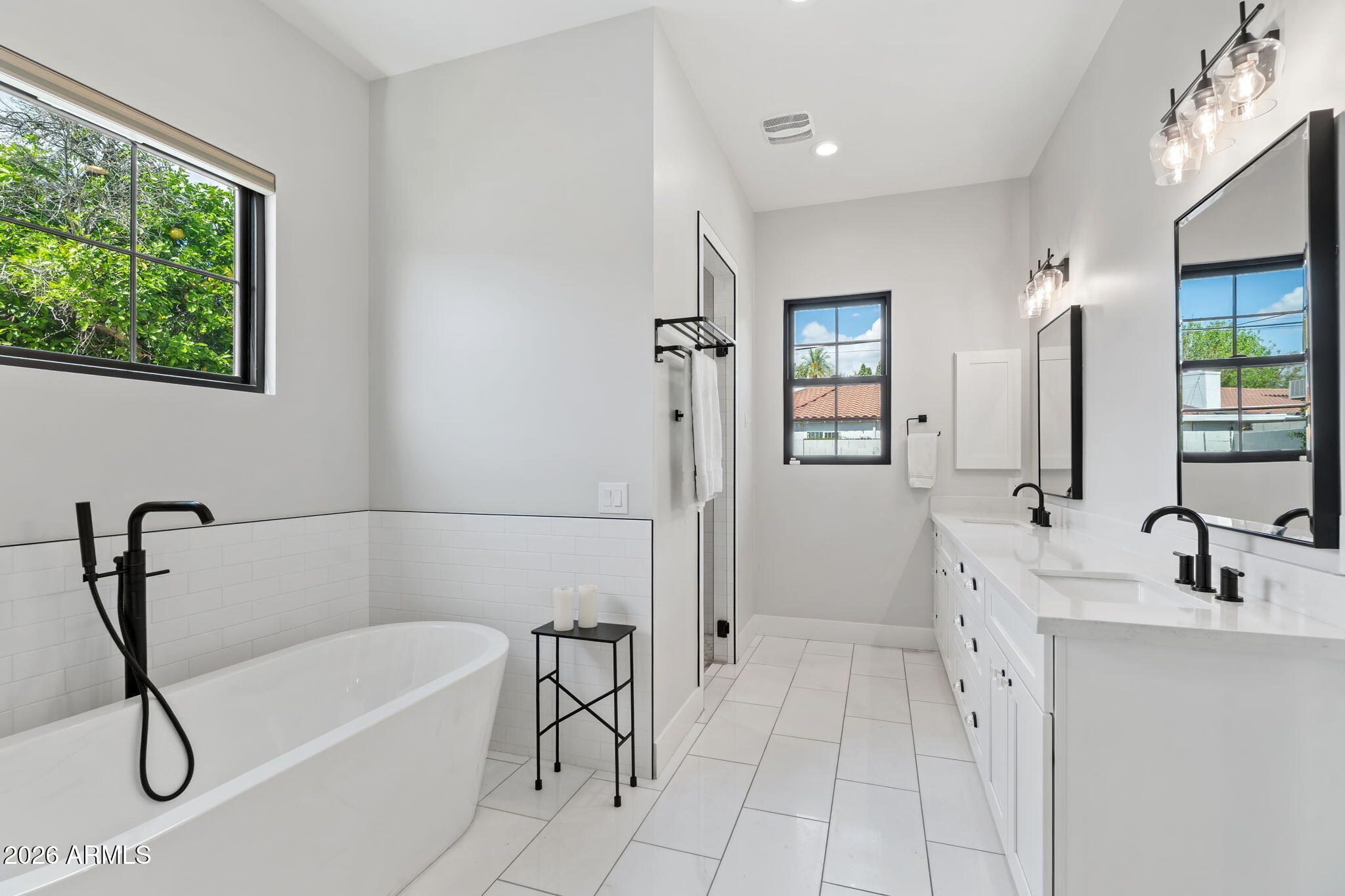 4164 East Camelback Road Phoenix, AZ 85018 - Photo 8 of 60 Primary Bathroom