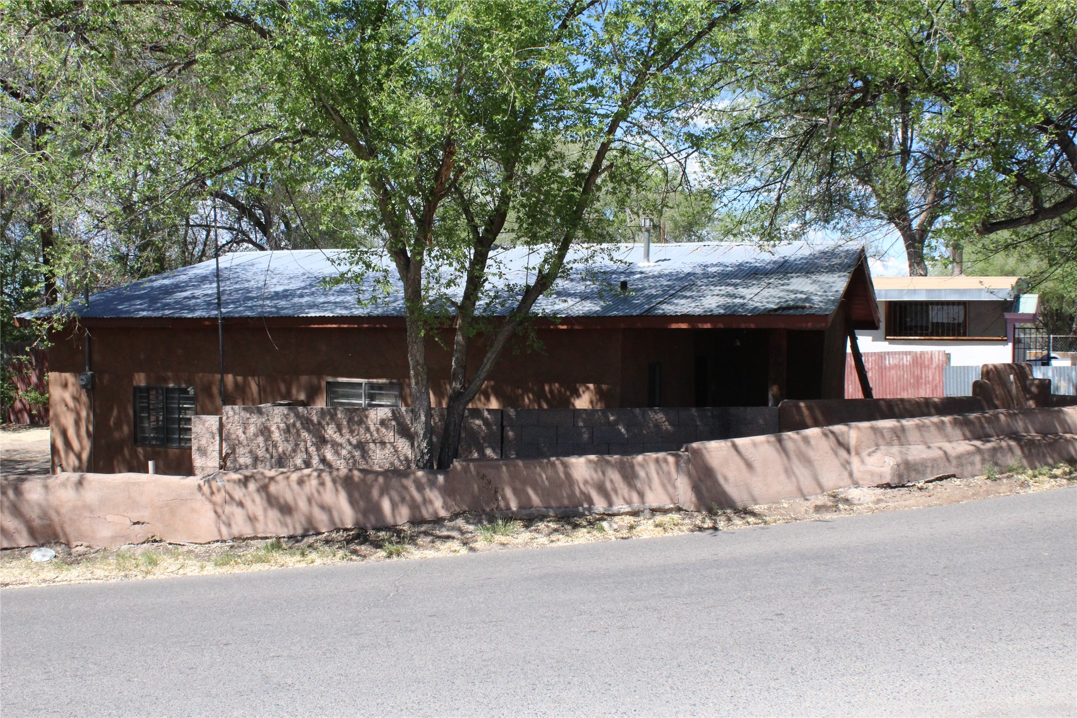 148 El Llano Road Espanola, NM 87532 - Photo 7 of 29