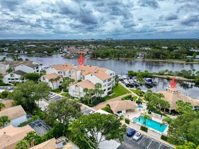 $4,000 | 827 Oak Harbour Drive, Juno Beach, FL 33408