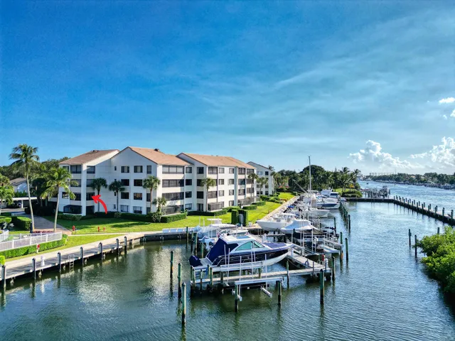 $4,000 | 827 Oak Harbour Drive, Juno Beach, FL 33408