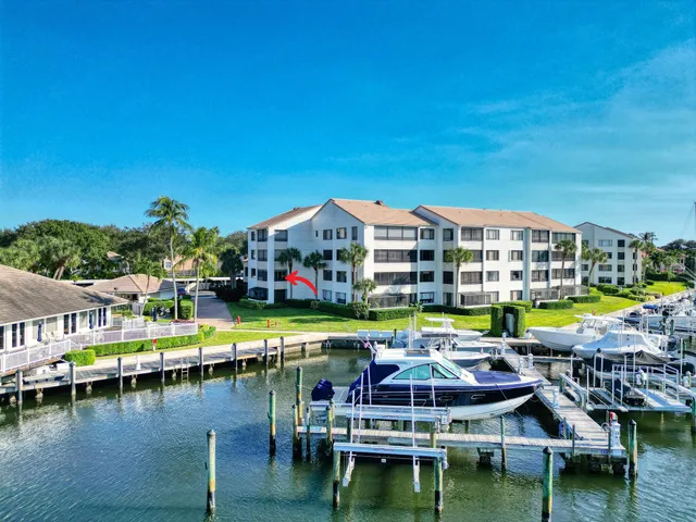 $4,000 | 827 Oak Harbour Drive, Juno Beach, FL 33408