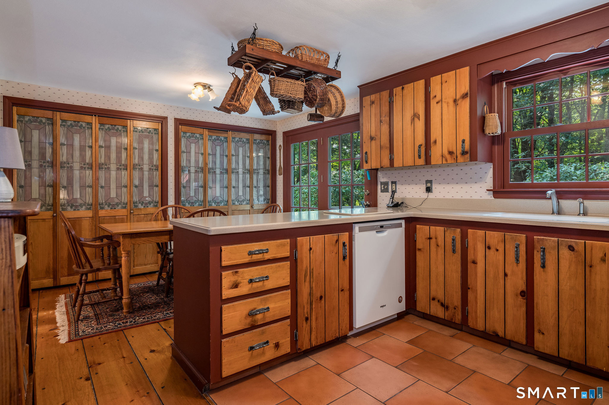 345 Nut Plains Road Guilford, CT 06437 - Photo 9 of 29 Gallery Image 9