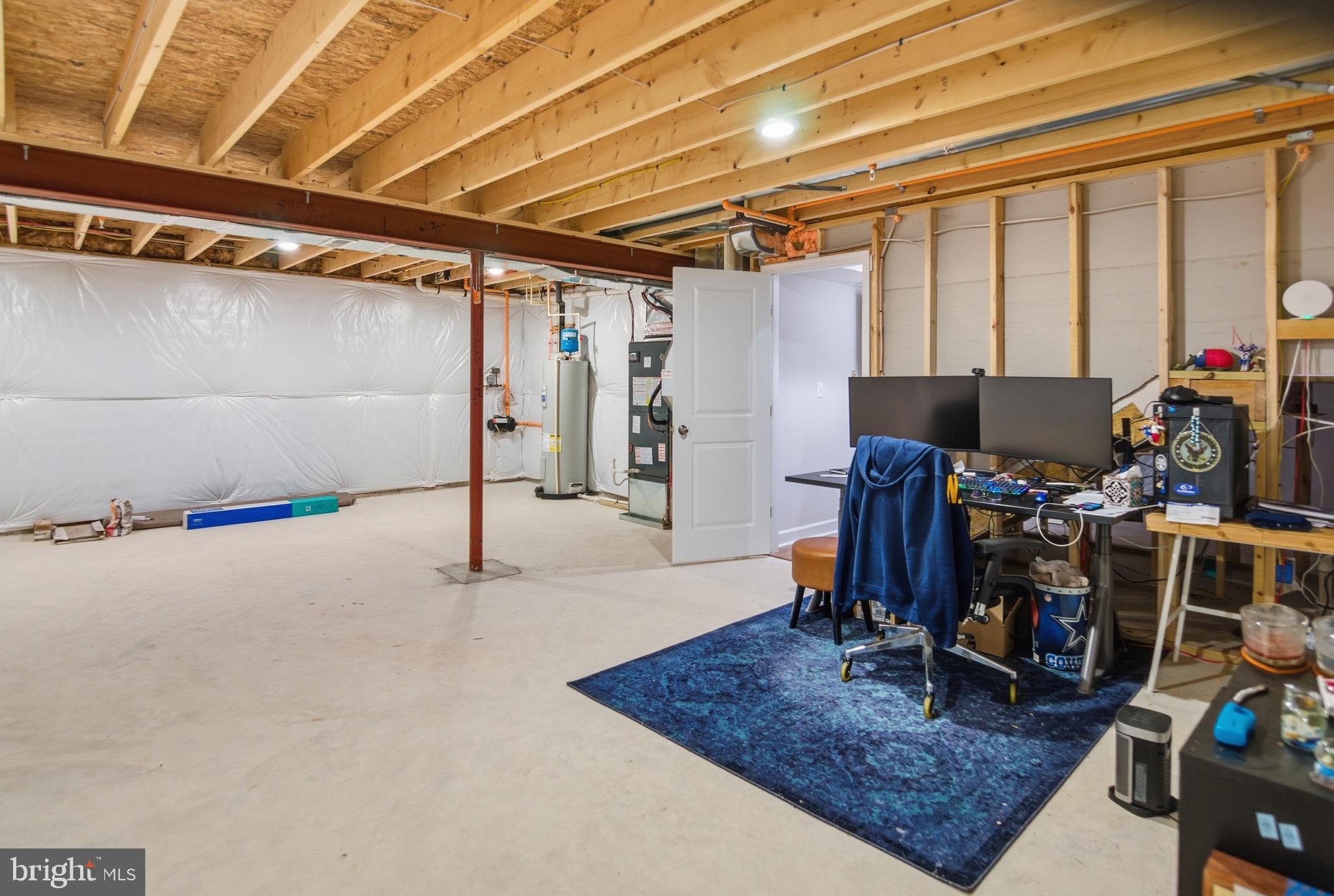 504 Cleveland Road Linthicum Heights, MD 21090 - Photo 43 of 54 a view of a room with gym equipment