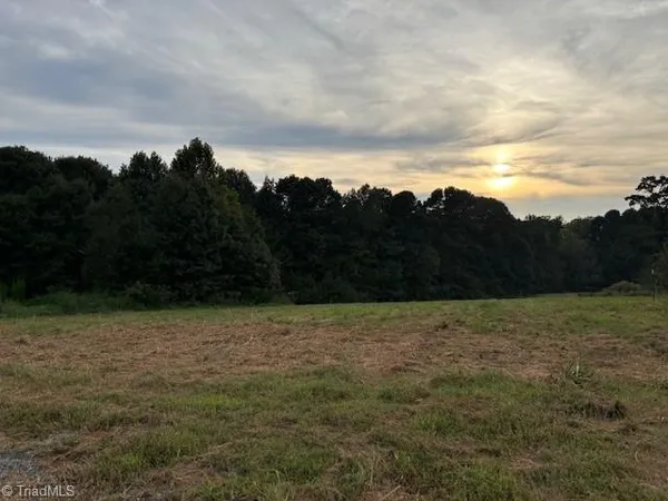 $250,000 | 1610 Highway 61, Whitsett, NC 27377
