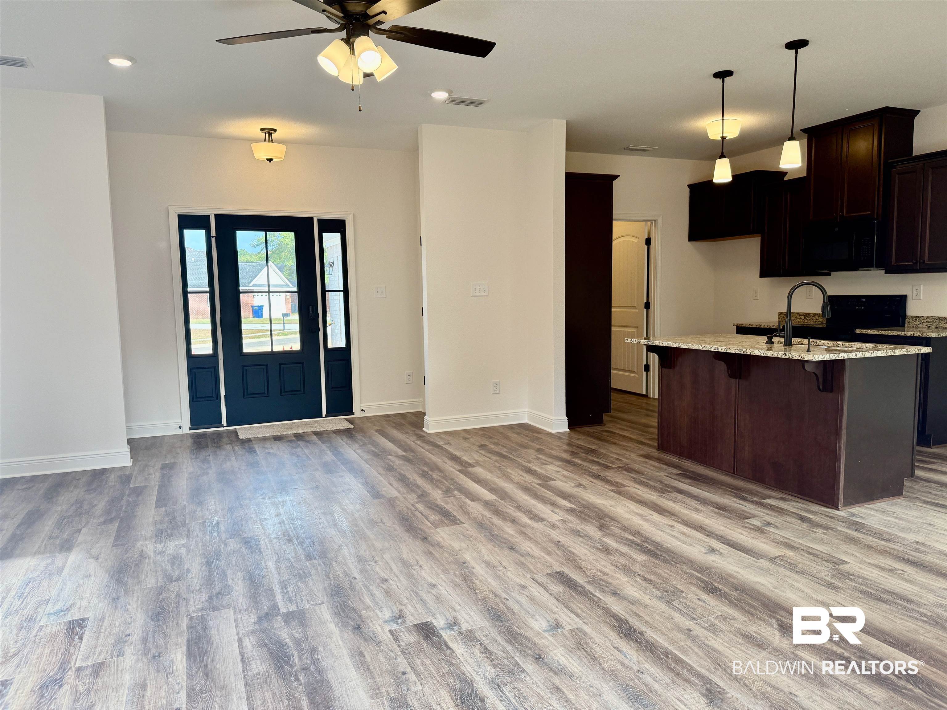9249 East Hartsfield Way Mobile, AL 36695 - Photo 2 of 8
