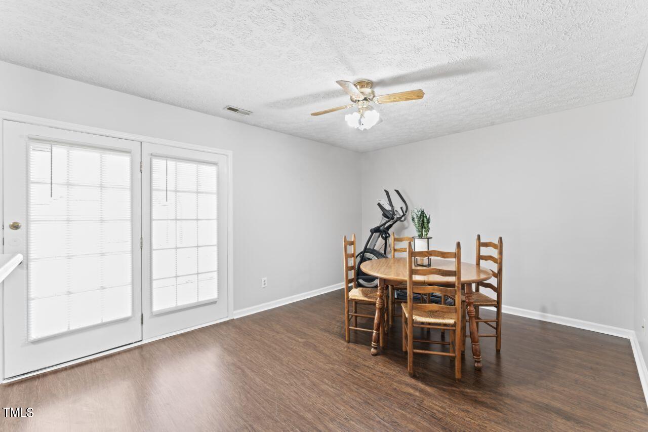 2704 Big Oak Street Raleigh, NC 27610 - Photo 8 of 21 Dinning Room