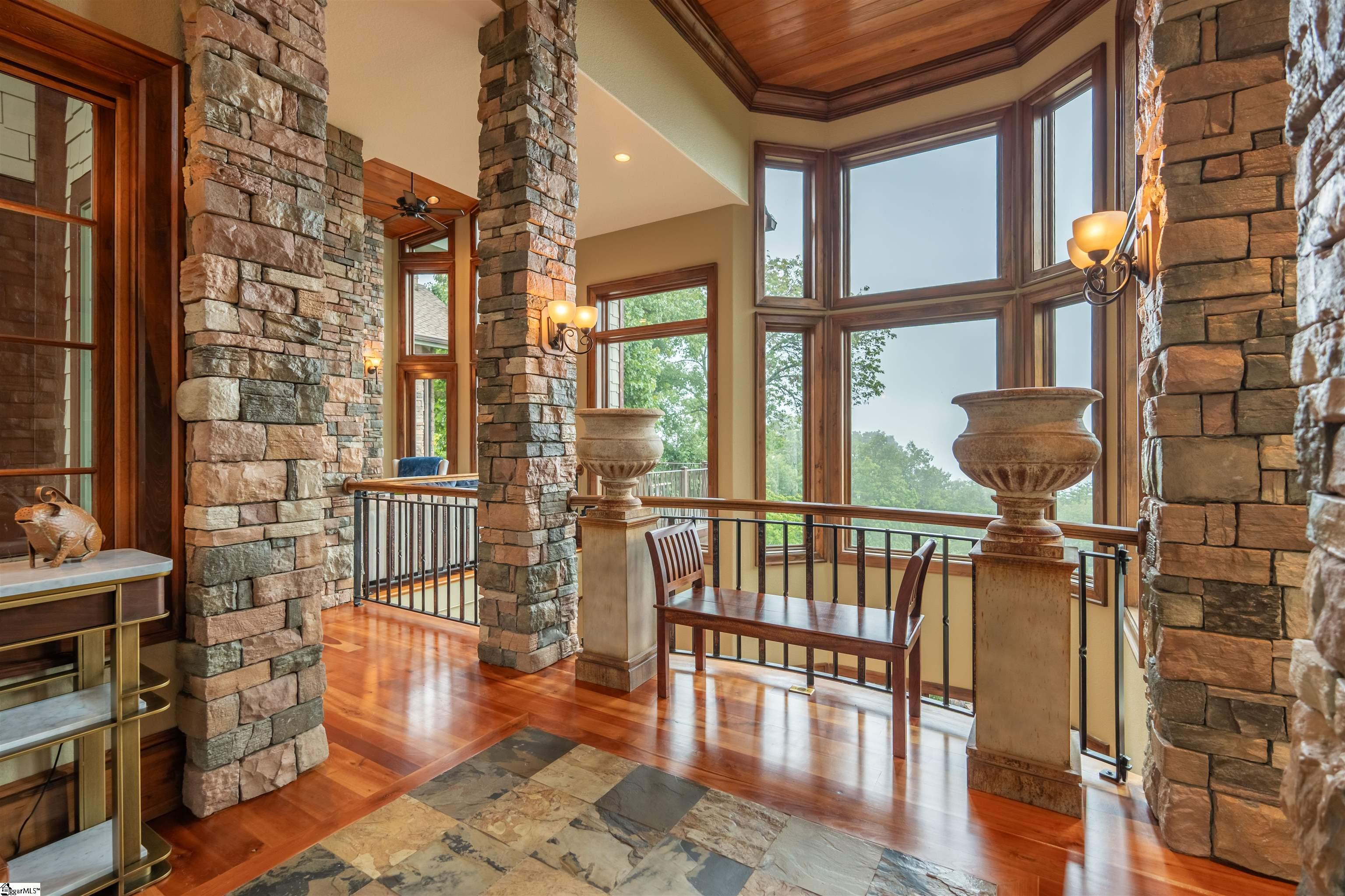 611 Raven Road Landrum, SC 29356 - Photo 8 of 50