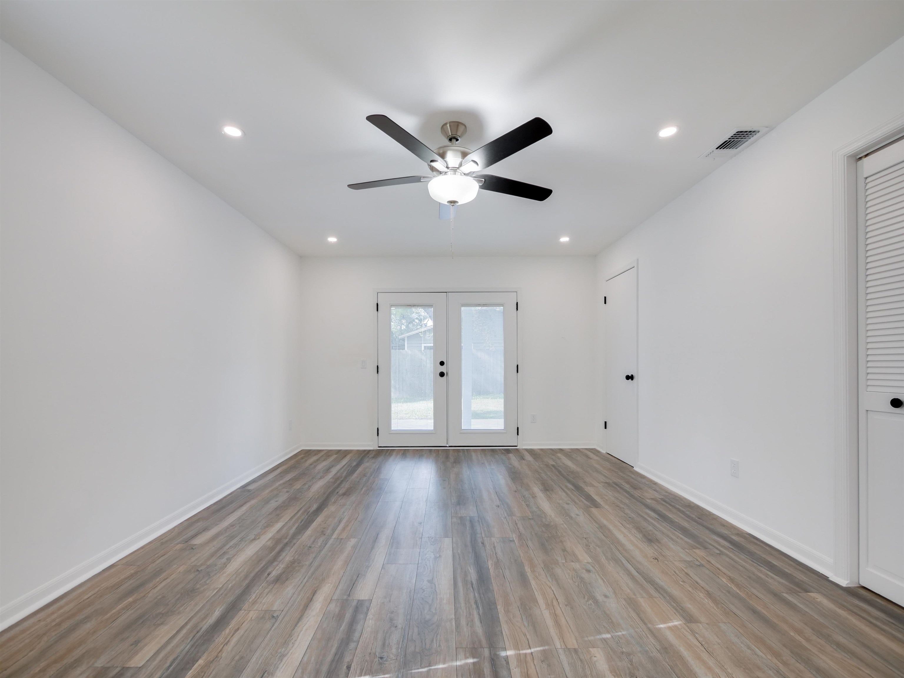 136 Bonita Road St. Augustine, FL 32086 - Photo 13 of 26 a view of an empty room with a window